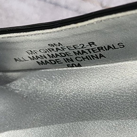 NEW Marc Fisher Black Pointed Toe Glitter Pump Patent Leather Size 9M - Picture 8 of 9